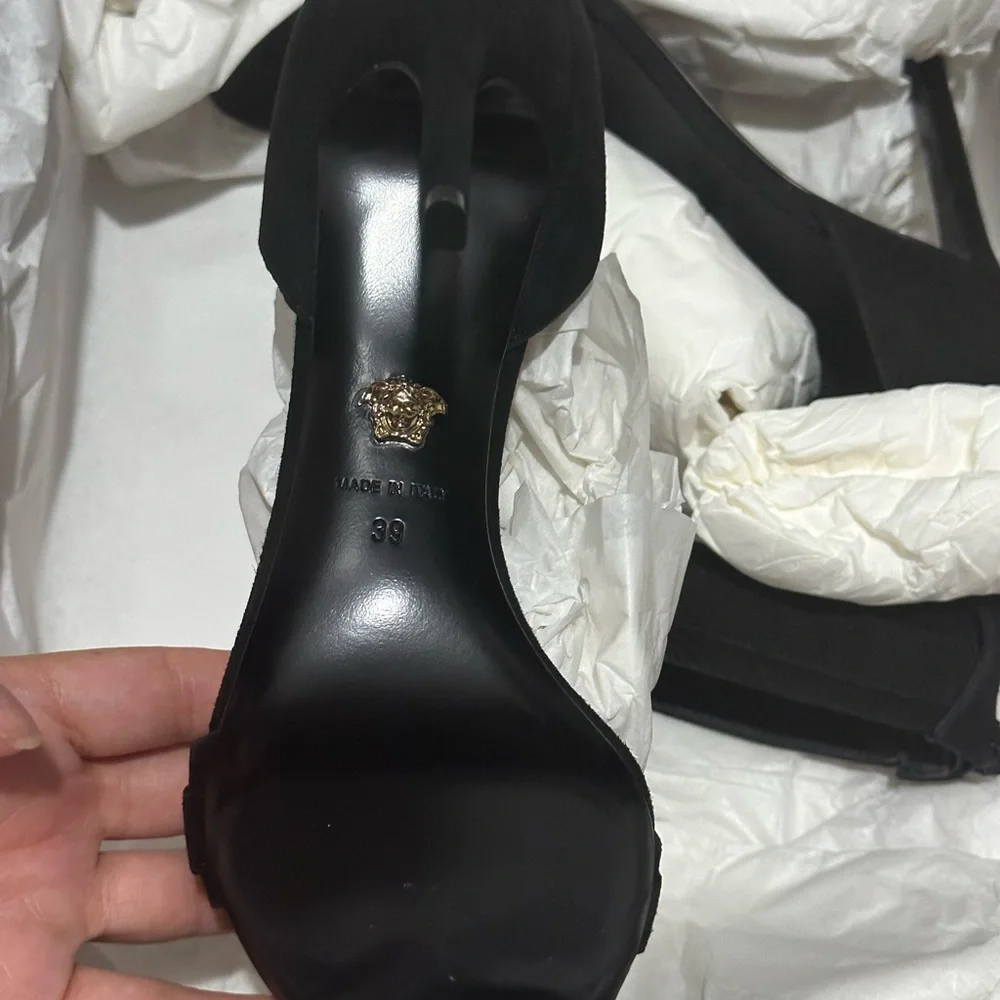 Versace heels - Picture 3 of 11